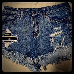High Waisted Cut Off Distresses Shorts